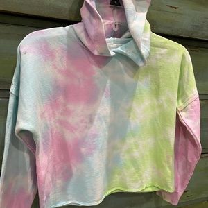 Cropped tie die hooded sweatshirt- YS 1020